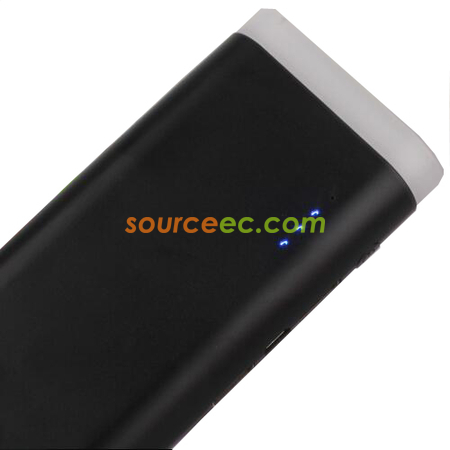 禮品訂造LED電筒移動充電器紀念品