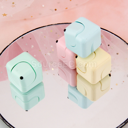 禮品訂造馬卡龍減壓魔方紀念品