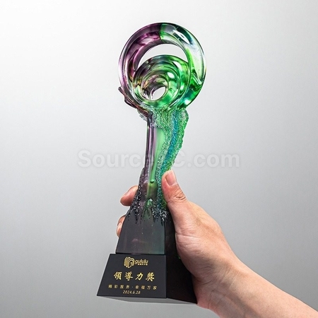 禮品訂造綠紫炫彩琉璃水晶獎杯紀念品